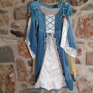 Renaissance girls costume